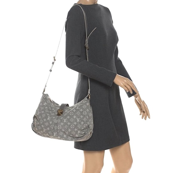 Louis Vuitton: Denim Slightly LV Monogram Hobo Bag (with Crossbody Strap) - Picture 2 of 12